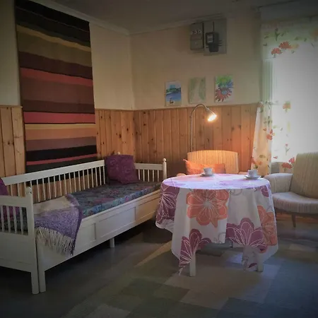 Salkolahti Lomamoekit Vakantiehuis *